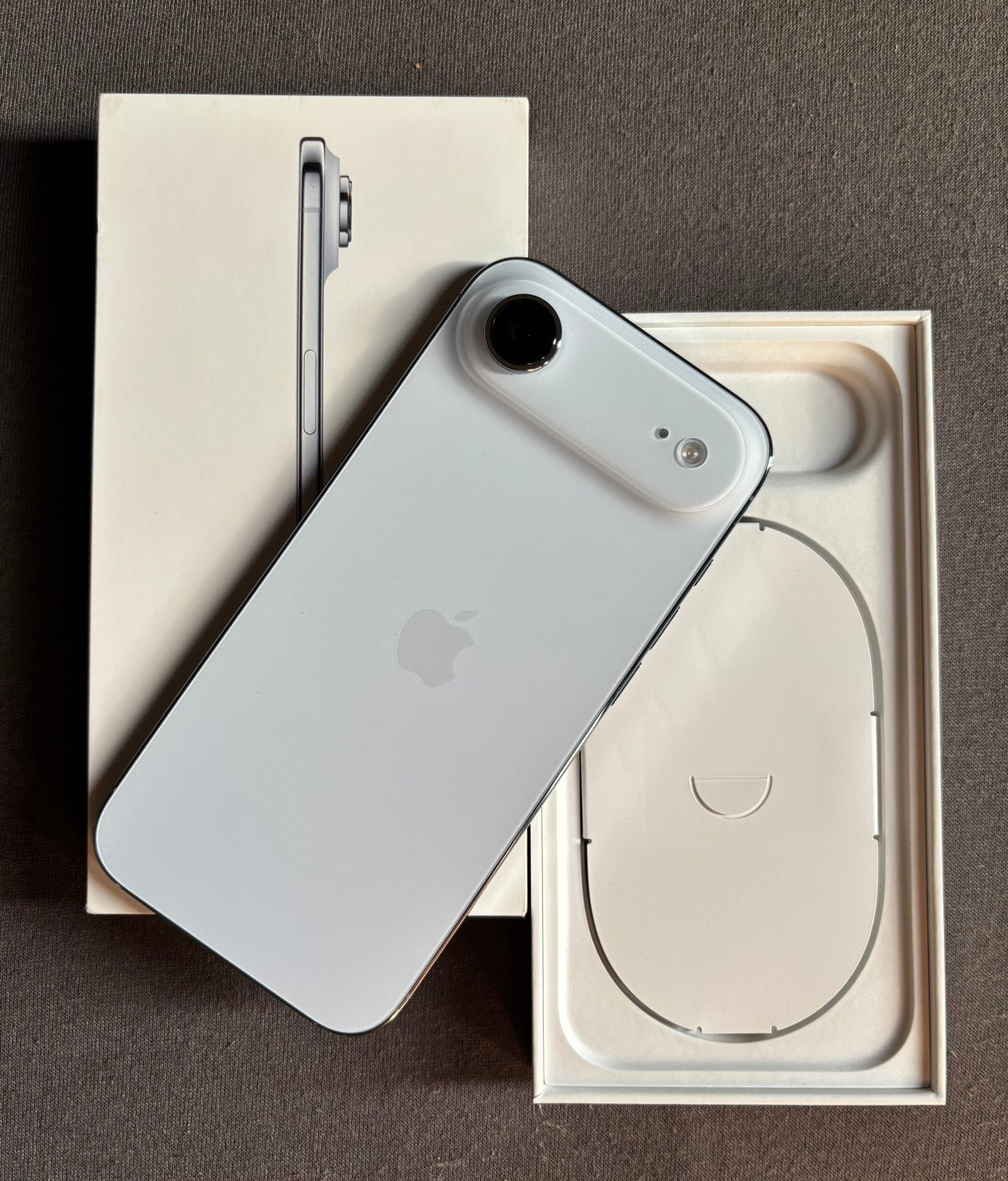 IPhone Air 256Gb Bleu comme neuf, Télécoms, Téléphonie mobile | Apple iPhone, Comme neuf, 256 GB, Avec abonnement, Sans simlock