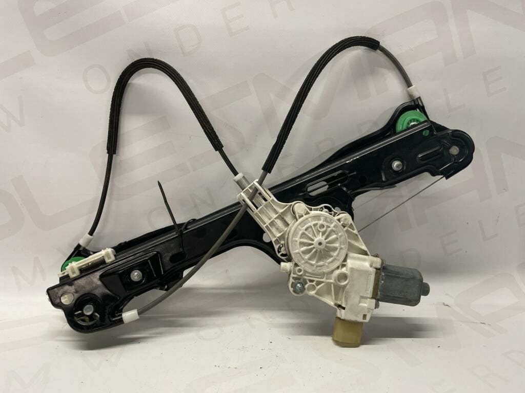 Raammechanisme rechtsvoor BMW E87 7067796, Gebruikt, -, -, Ophalen of Verzenden