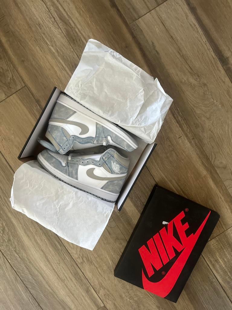 Jordan 1 hyper royal 43, Ophalen of Verzenden, Nieuw