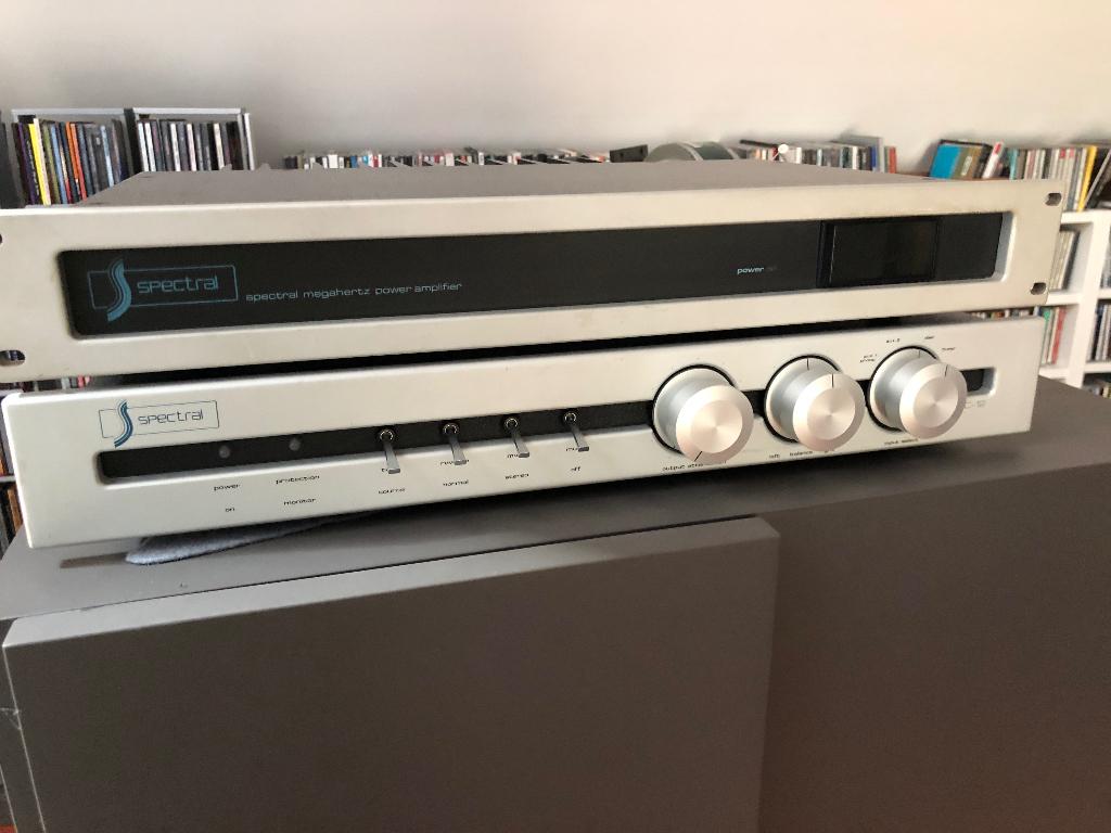 SPECTRAL préampli ligne DMC12 et amplificateur DMA80, Enlèvement, Utilisé, 60 à 120 watts
