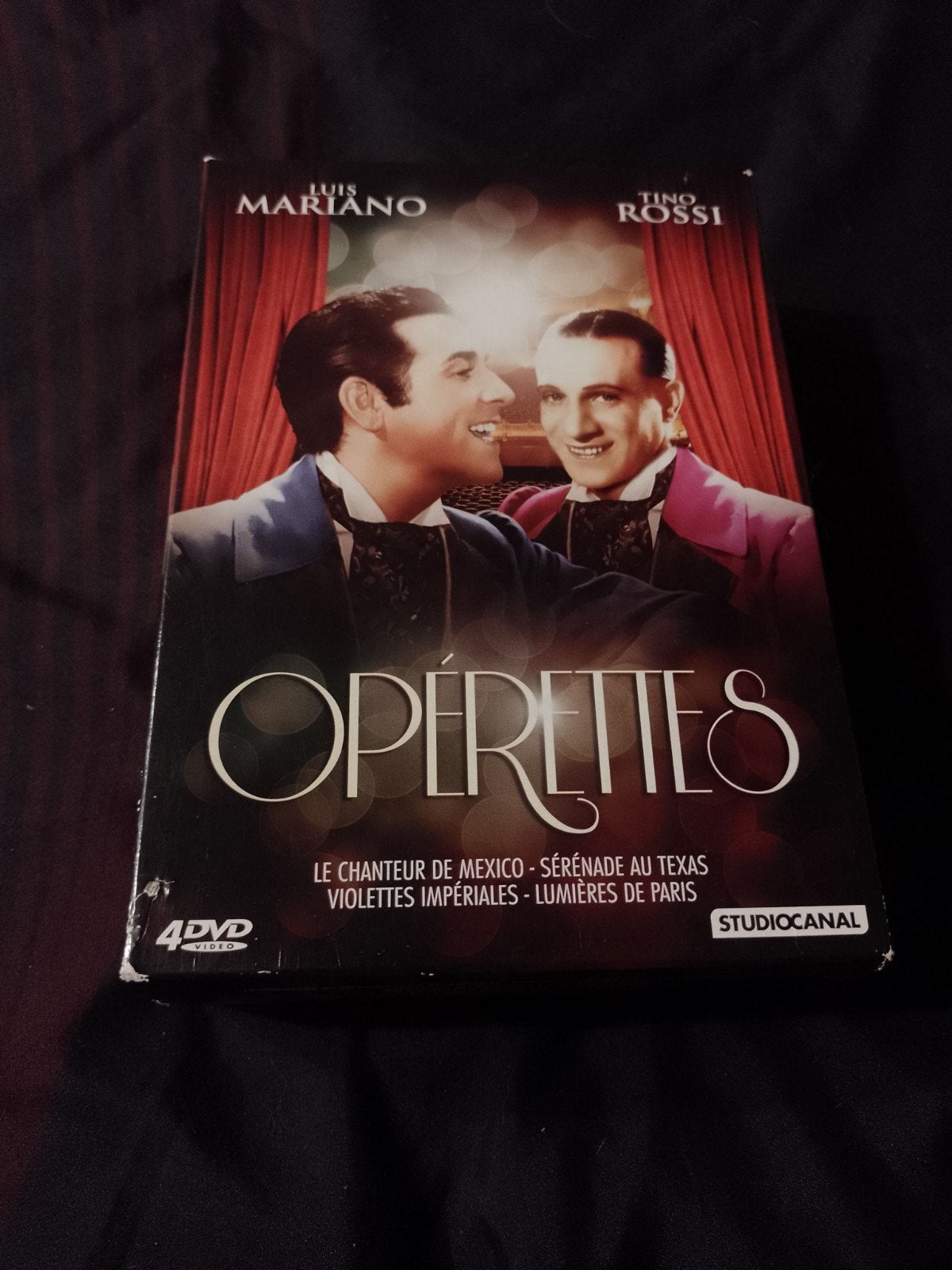 A vendre en coffret dvd opérettes Louis Mariano,Bourvil,Tino, Comédie romantique, Enlèvement ou Envoi, Français, Comprend un boîtier