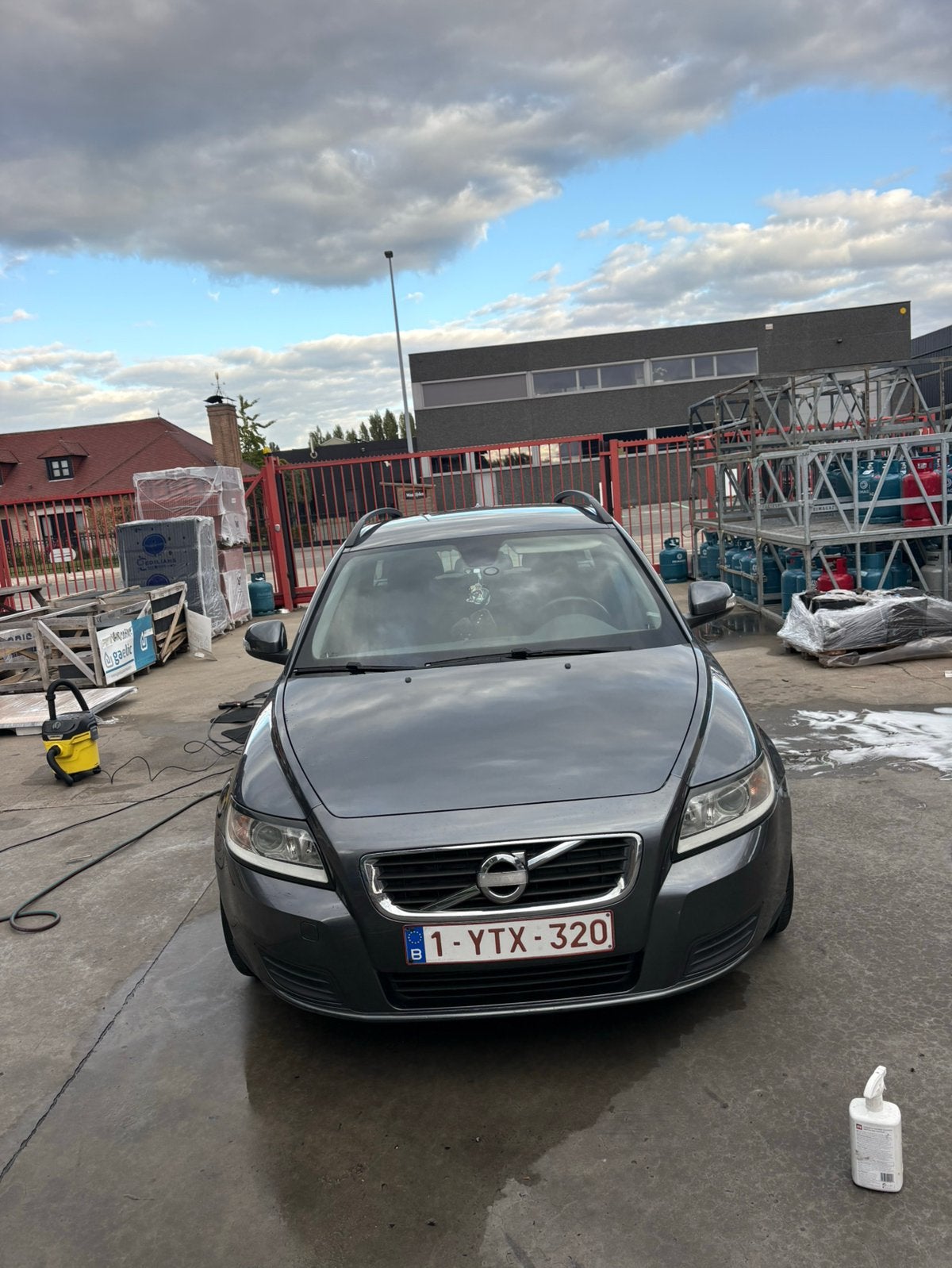 Volvo v50, Autos, Argent ou Gris, Achat, Boîte manuelle, Noir