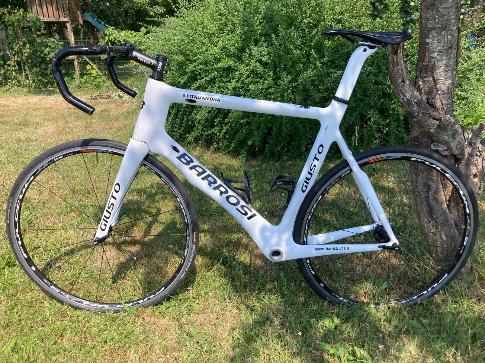Cadre de vélo de route en carbone, Vélos & Vélomoteurs, Vélos | Vélos de course, Utilisé, Hommes, 28 pouces, Frein sur jante, Carbone