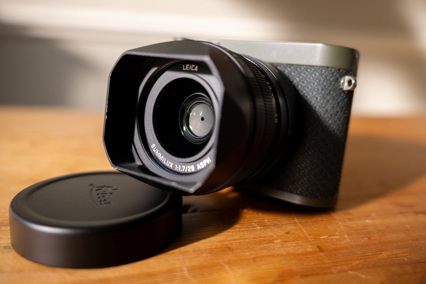 Édition Leica Q2 Reporter, Sans zoom optique, Stabilisation d'image, Leica, Manuel