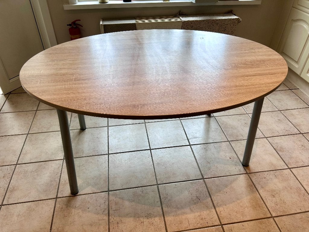 Table à manger ovale pour 4 à 6 personnes, Maison & Meubles, Quatre personnes, 150 à 200 cm, Pin, Enlèvement