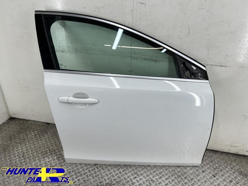 Portier RV wit 614-46 Volvo V40 II R-Design ('12-'19), Auto-onderdelen, Carrosserie, Deur, Volvo, Voor, Rechts, Gebruikt, Ophalen of Verzenden