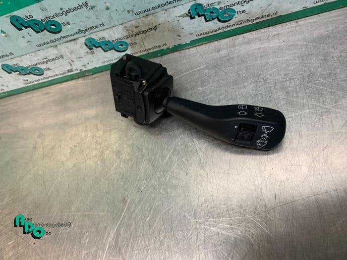 Commutateur essuie-glace d'un BMW 3-Serie, -, 3 mois de garantie, Utilisé, -