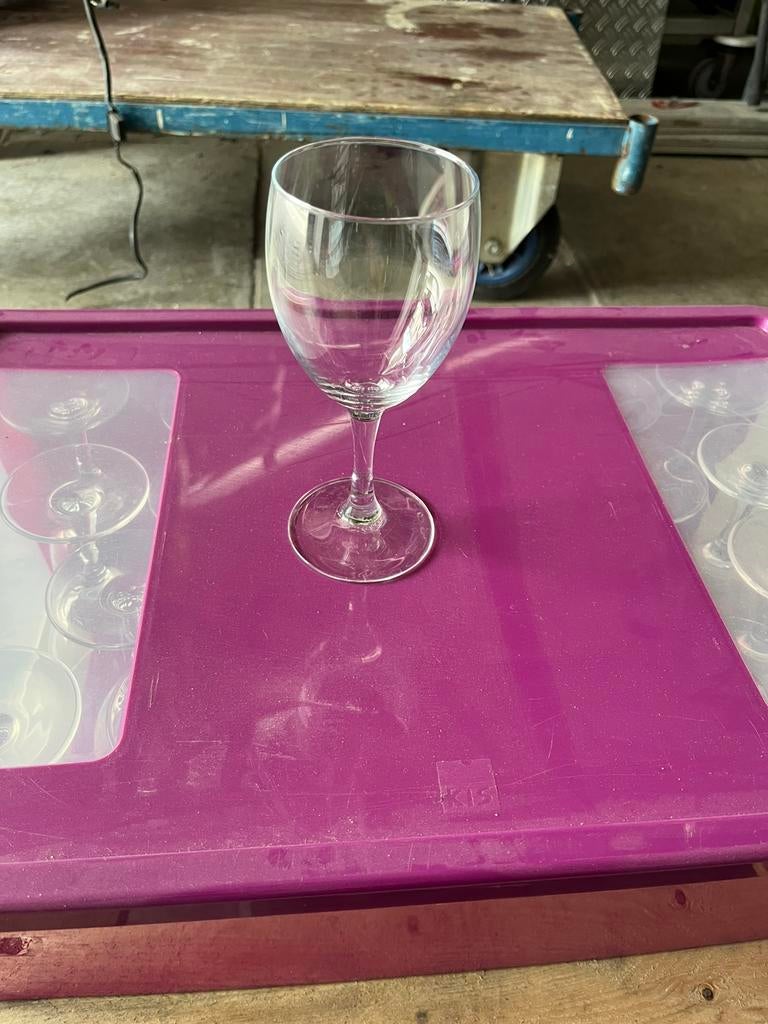 Lot de verres a vin rouge, Enlèvement, Comme neuf