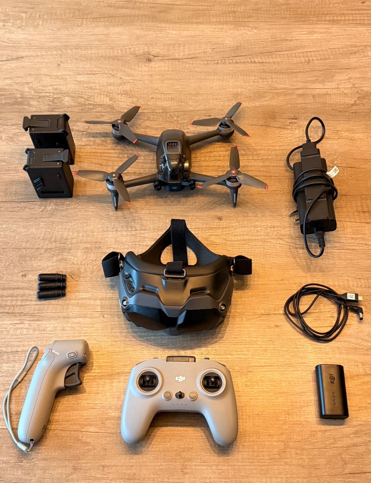 Combo Drone FPV DJI et Fly More, TV, Hi-fi & Vidéo, Drones, Comme neuf, DJI, 15 à 30 minutes, Enlèvement ou Envoi