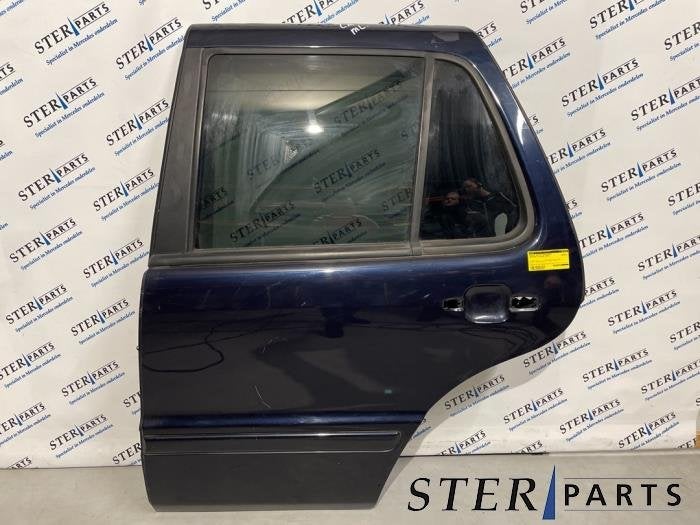 Portière 4portes arrière gauche d'un Mercedes ML-Klasse, 3 mois de garantie, Utilisé, Porte, -