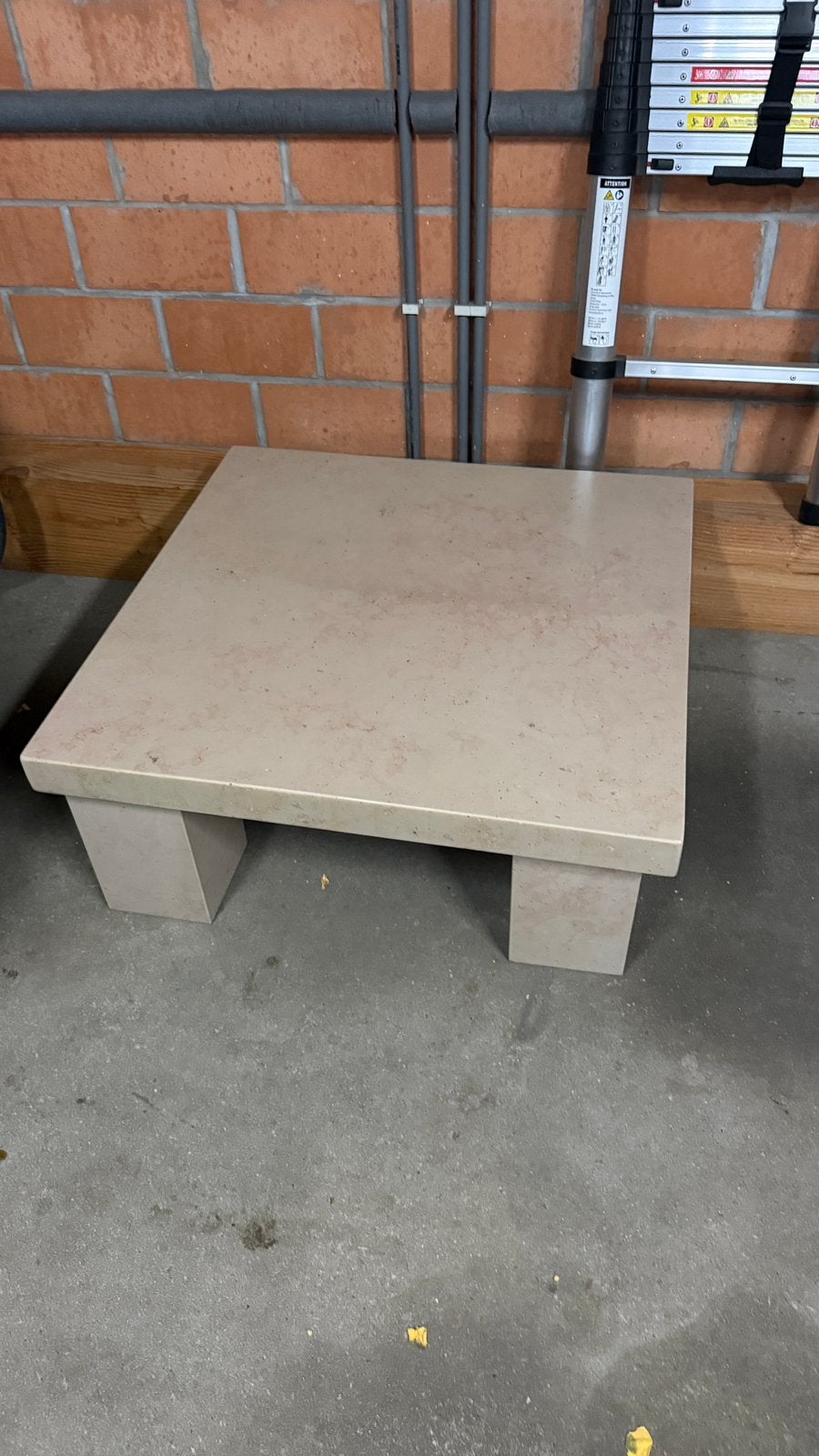 Stenen salontafel 80x80x30, Ophalen, Overige materialen, Strak, Gebruikt