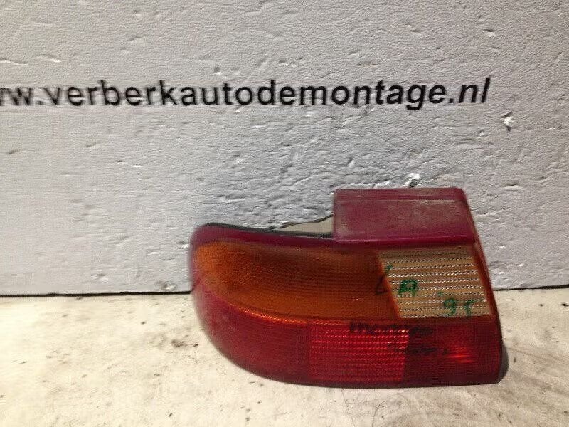 ACHTERLICHT LINKS Ford Mondeo I (93bg13a603-aa), Enlèvement ou Envoi, Henry-Ford-Straße 1 50735 Köln, DE, Ford-Werke GmbH, Kunden@ford.com