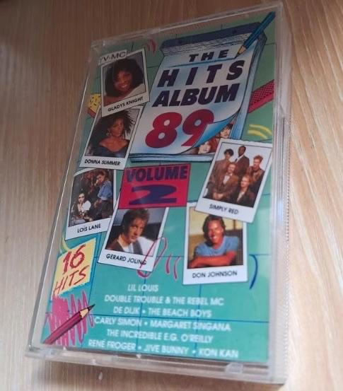 The Hits Album '89 cassette, Cd's en Dvd's, Cassettebandjes, Gebruikt, Ophalen of Verzenden, Origineel, 1 bandje