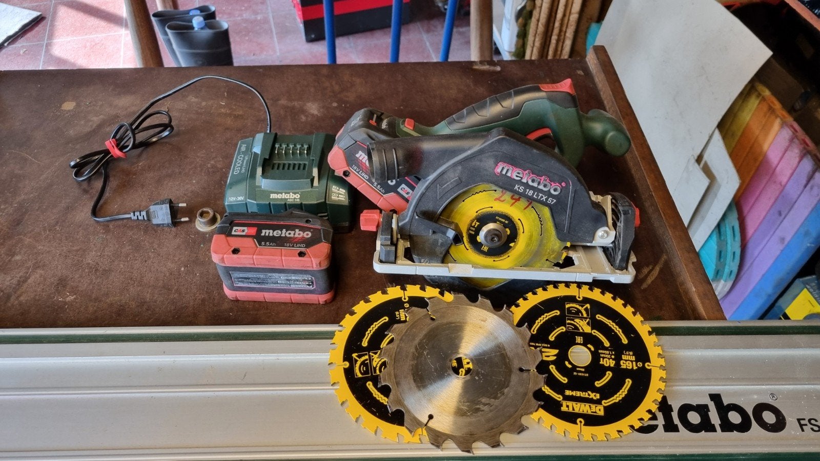 scie Metabo KS18LTX57 TEL, Enlèvement, Comme neuf