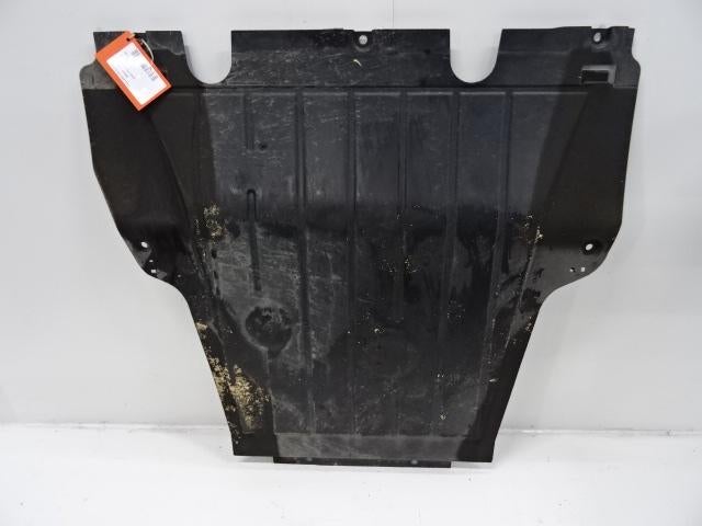 CACHE SOUS MOTEUR Renault Clio IV (5R) (01-2012/08-2021), Renault, Mevr. I. Hauben, Utilisé, Rue de l'Espoir 34 34
4030  GRIVEGNÉE, BE