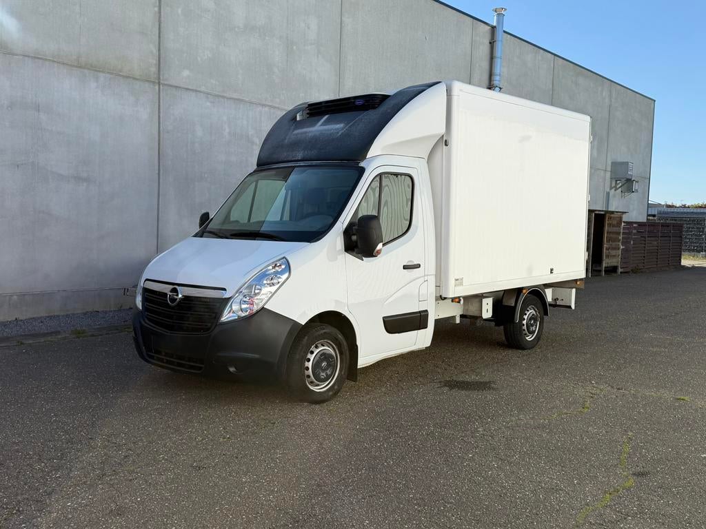 Opel Movano 2.3Diesel 150 pk 2017 Koelwagen / Carrier, Auto's, Bestelwagens en Lichte vracht, Bluetooth, Euro 6, 2300 cc, Particulier