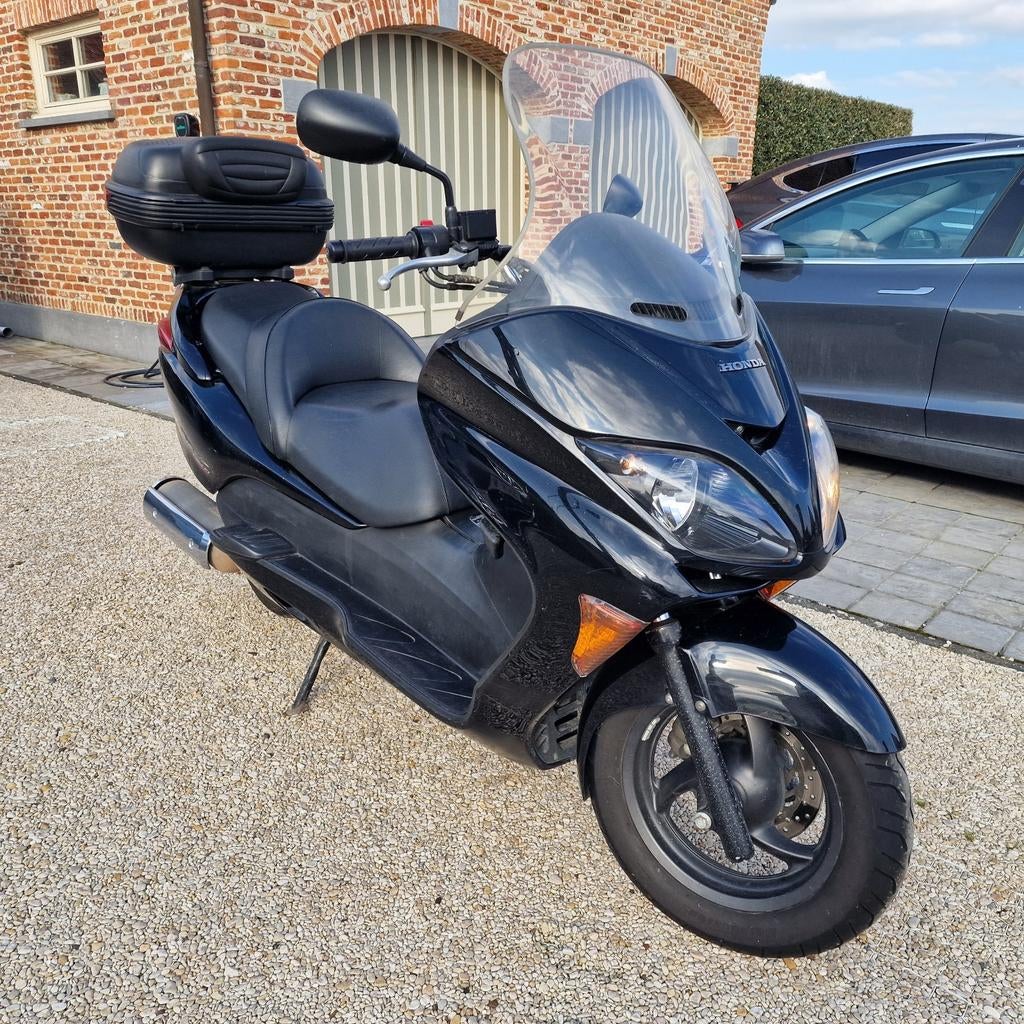 Honda scooter 250cc, Ophalen