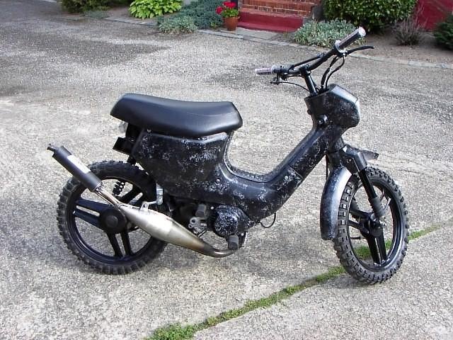 honda wallaroo - Peugeot fox : crossbanden 2.50-16, Fietsen en Brommers, Ophalen, Nieuw, Overige typen, Honda wallaroo peugeot fox piaggio liberty