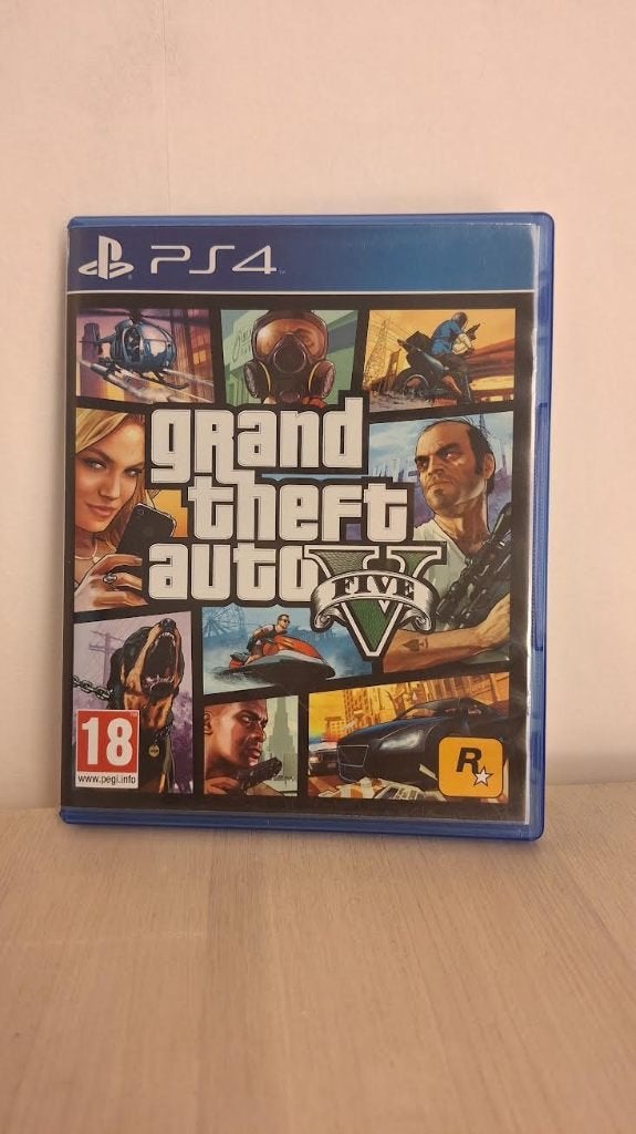 GTA 5 PS4, Consoles de jeu & Jeux vidéo, 1 joueur, À partir de 18 ans, Aventure et Action, Comme neuf