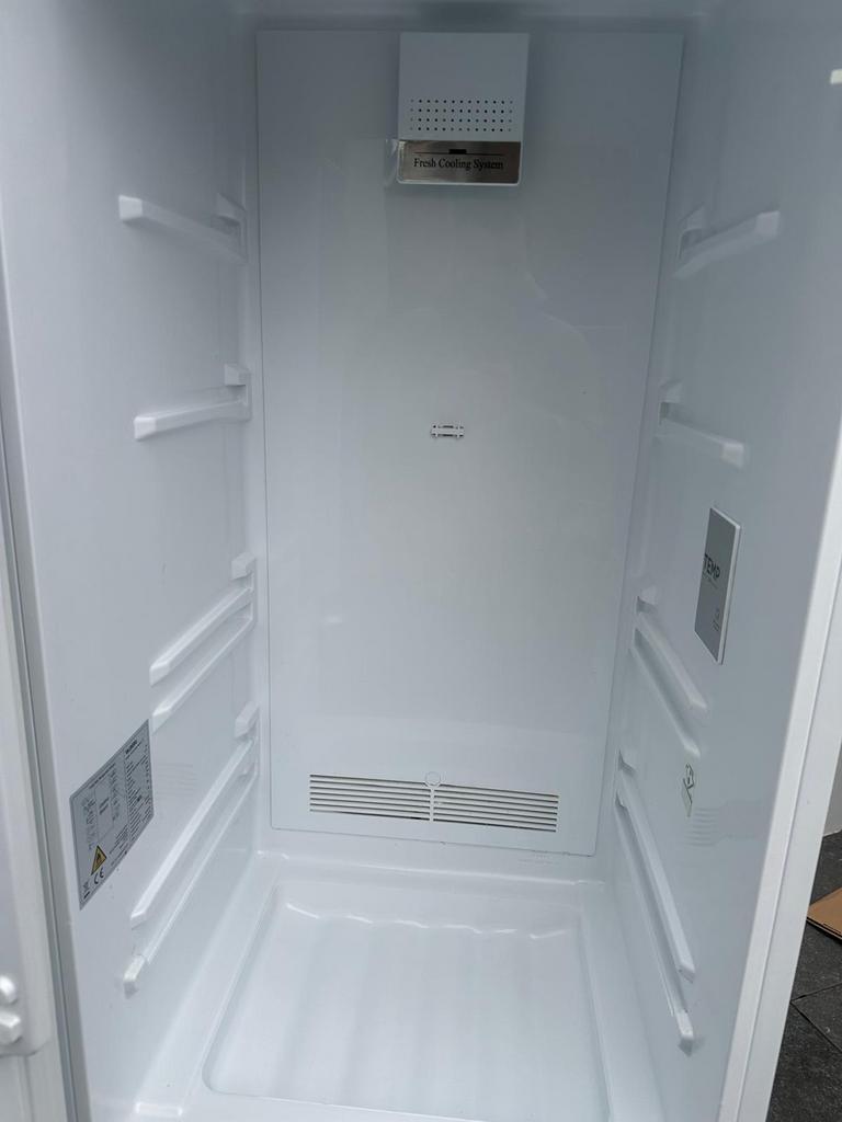 VALBERG - Frigo combiné encastrable 248l, Enlèvement, Comme neuf, Congélateur