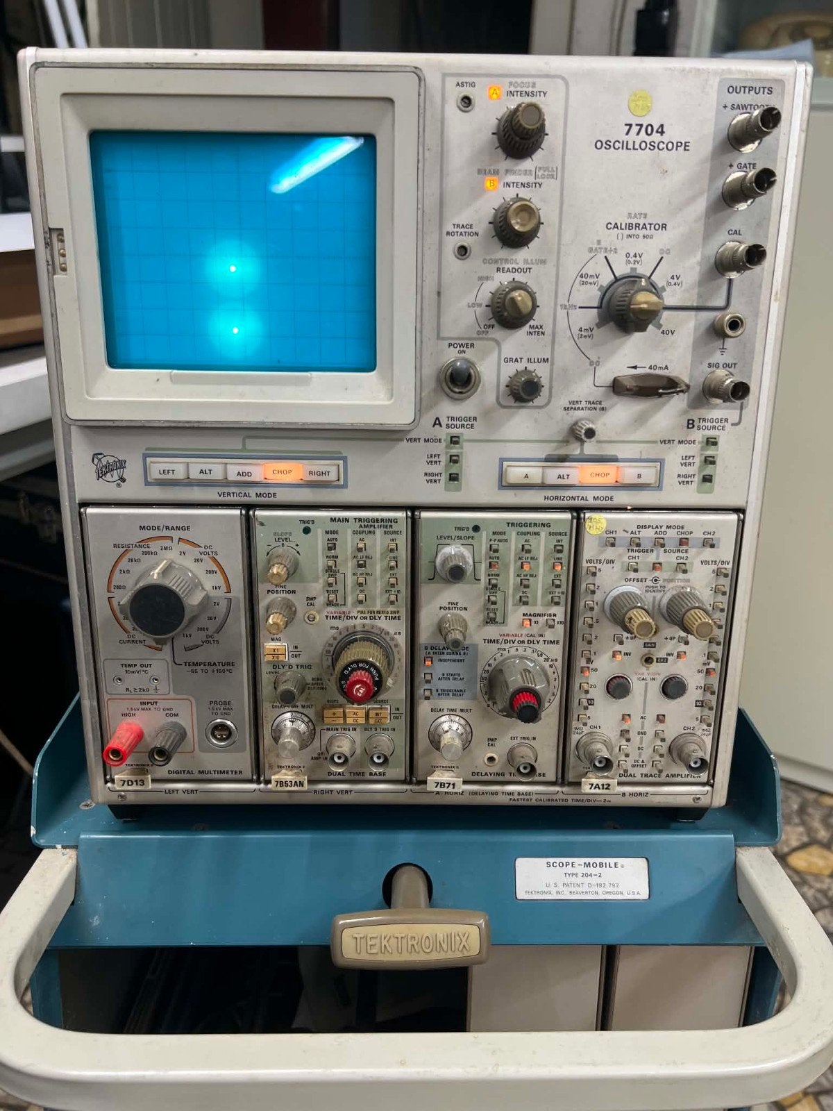 Tektronix, Hobby & Loisirs créatifs, Composants électroniques, Enlèvement