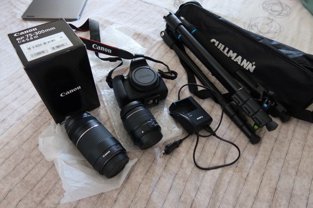 camera and tripod for sale, Ophalen of Verzenden, Zo goed als nieuw, Cullmann