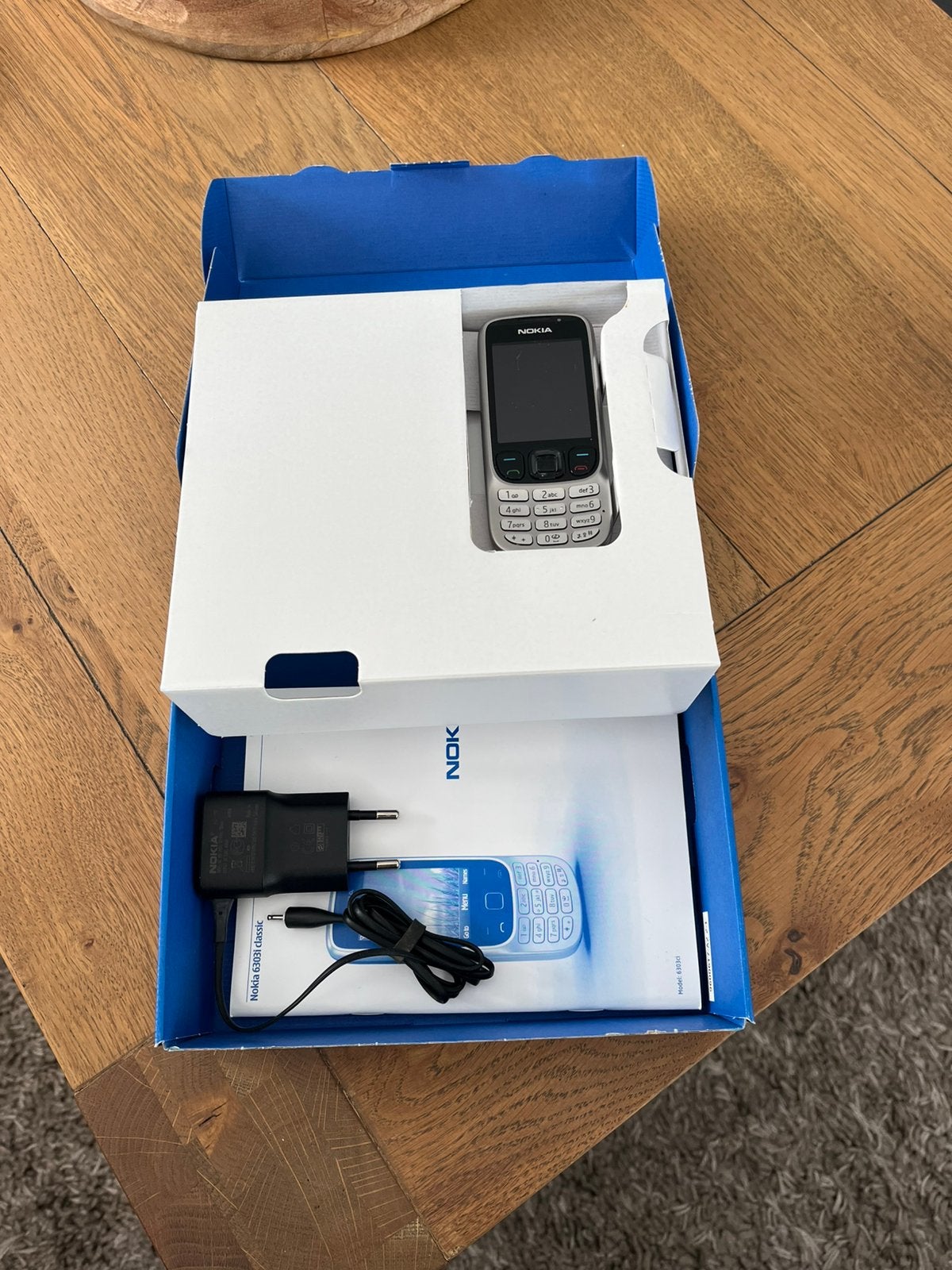 Gloednieuwe Nokia 6303i classic – (Nieuw in doos), Enlèvement, Comme neuf