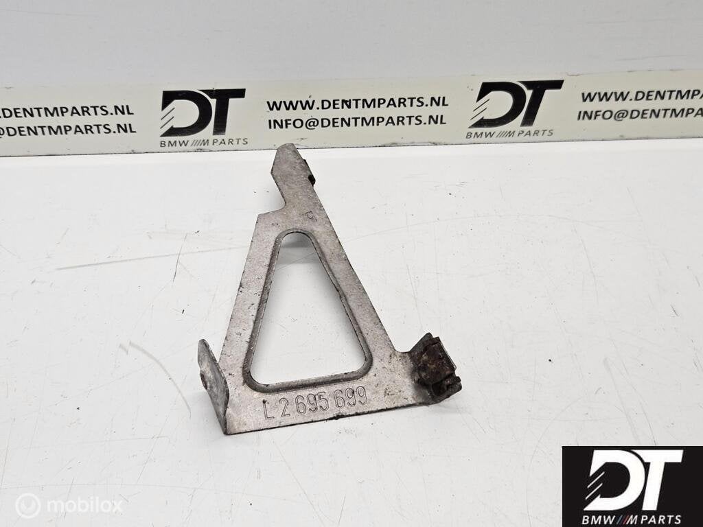 Bodemplaat houder BMW E39 M5 51712695699, Enlèvement ou Envoi, Utilisé, BMW, BMW