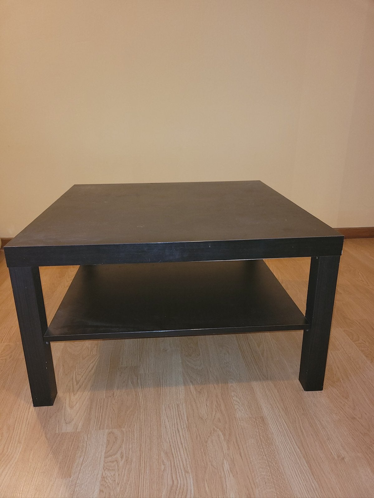 Superbe table basse de salon carrée en bois 78 cm x 78 cm, Enlèvement, Comme neuf