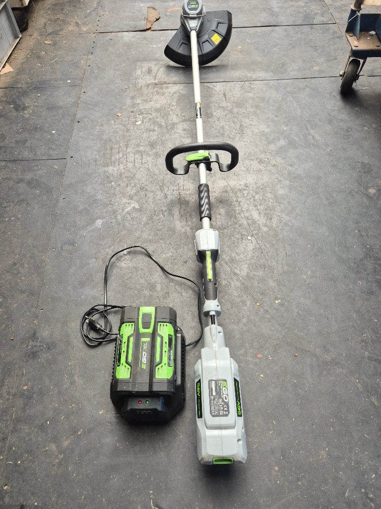 EGO Power accu trimmer set 2 Ah+ lader, Jardin & Terrasse, Débroussailleuses, Enlèvement, Comme neuf, Batterie, EGO POWER