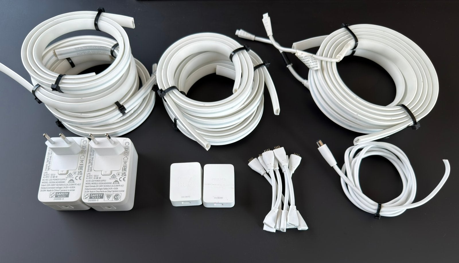 Philips Hue LEDstrip gradient set 11 meter, Ophalen of Verzenden, Zo goed als nieuw, Philips