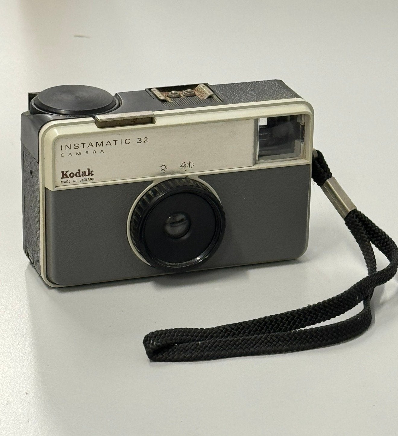 Appareil photo Kodak Instamatic 32 vintage 1972 appareil, Enlèvement ou Envoi, 1960 à 1980, Appareils photo