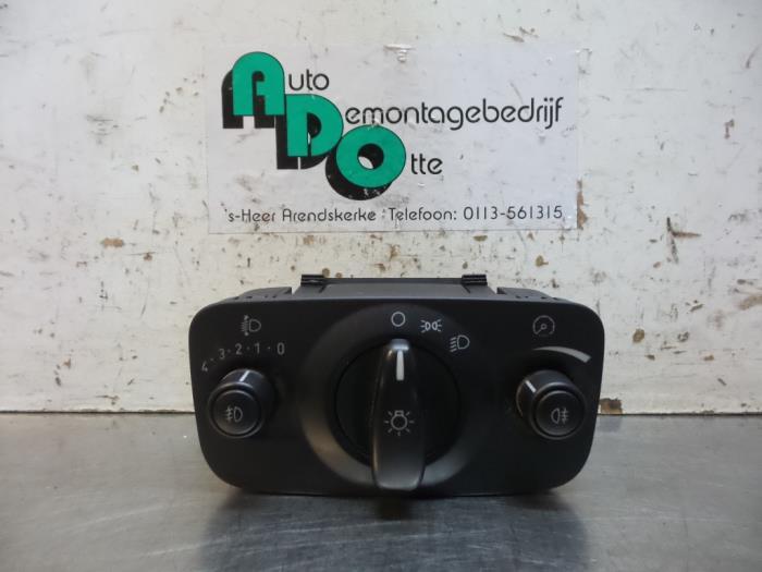Commutateur lumière d'un Ford Mondeo (Mondeo 07-), -, 3 mois de garantie, -, -