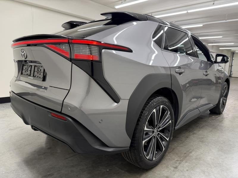 Toyota bZ4X Style Plus, Autos, Argent ou Gris, Achat, https://public.car-pass.be/vhr/9aef0f76-1479-4b1b-9de9-095367525afd, Ordinateur de bord