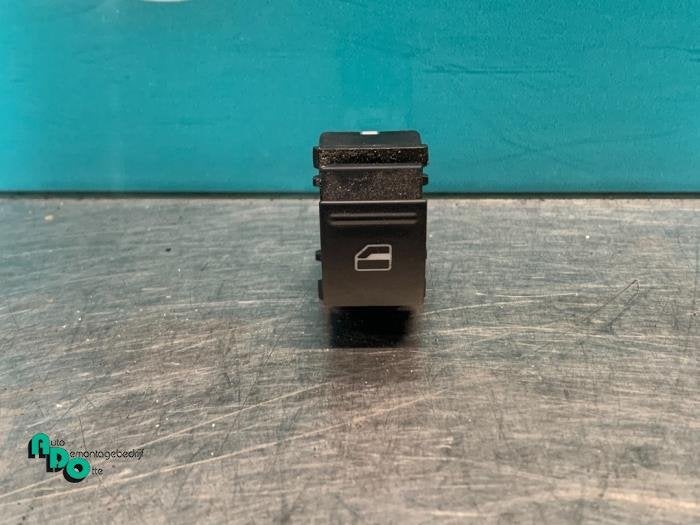 Commutateur vitre électrique d'un Seat Leon (Leon 05-), -, 3 mois de garantie, Utilisé, -