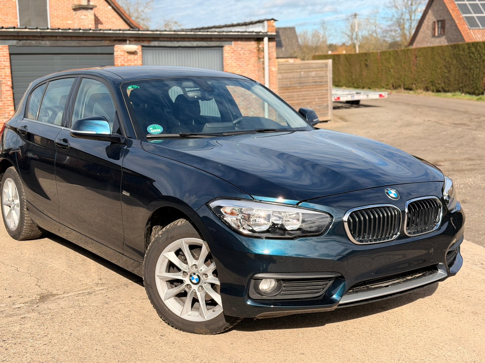 BMW 1 SERIE ✅118i BENZINE AIRCO LAAG KM GARANTIE, 100 kW, 1498 cc, Navigatiesysteem, Blauw