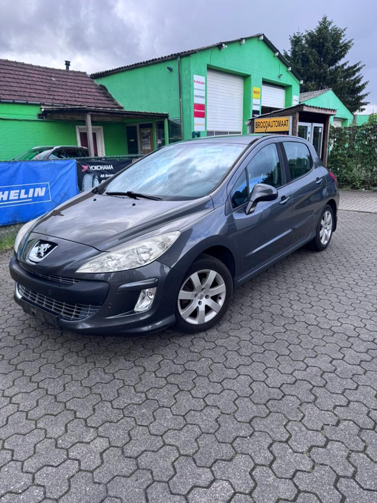Peugeot 308 2011 climatisation 1.6 essence 170 000 km, Autos, Peugeot, Entreprise, Essence, Euro 5, 5 portes, Enlèvement