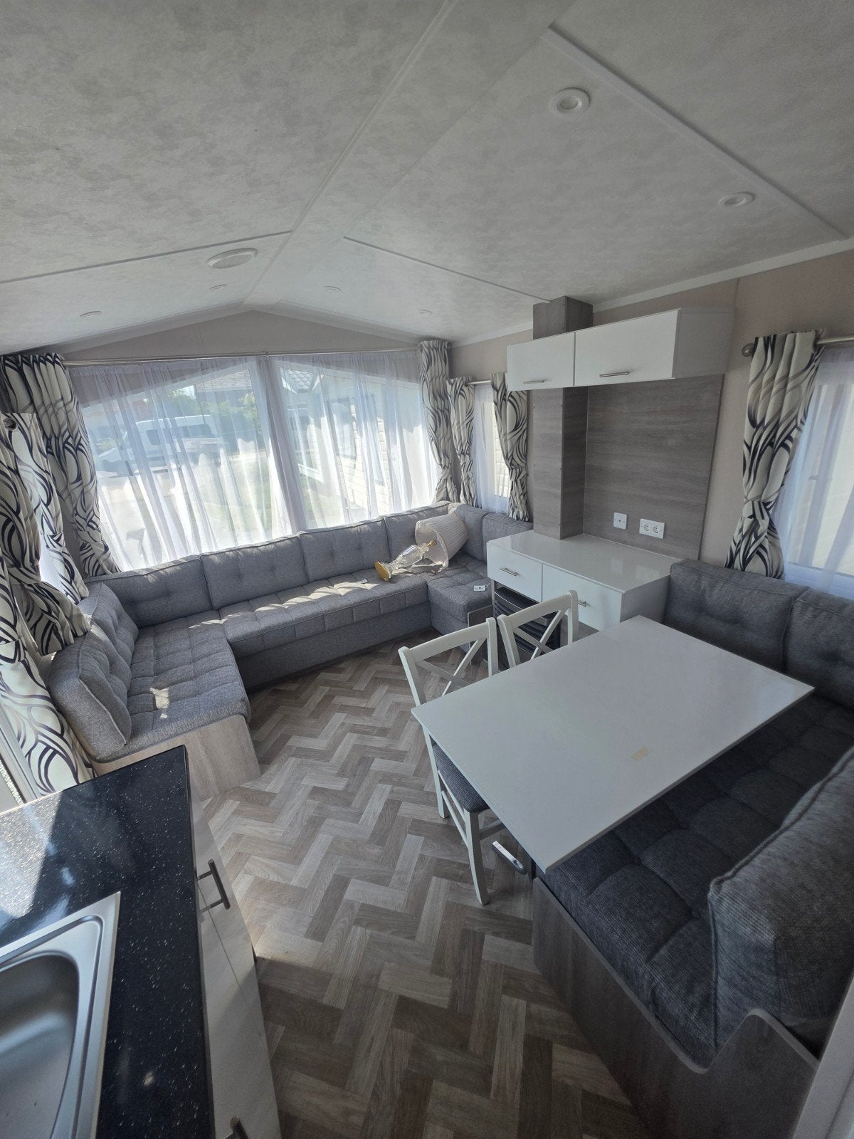 Tekoop: Stacaravan Phoenix 9m op 3m 2 kamers., Caravans en Kamperen