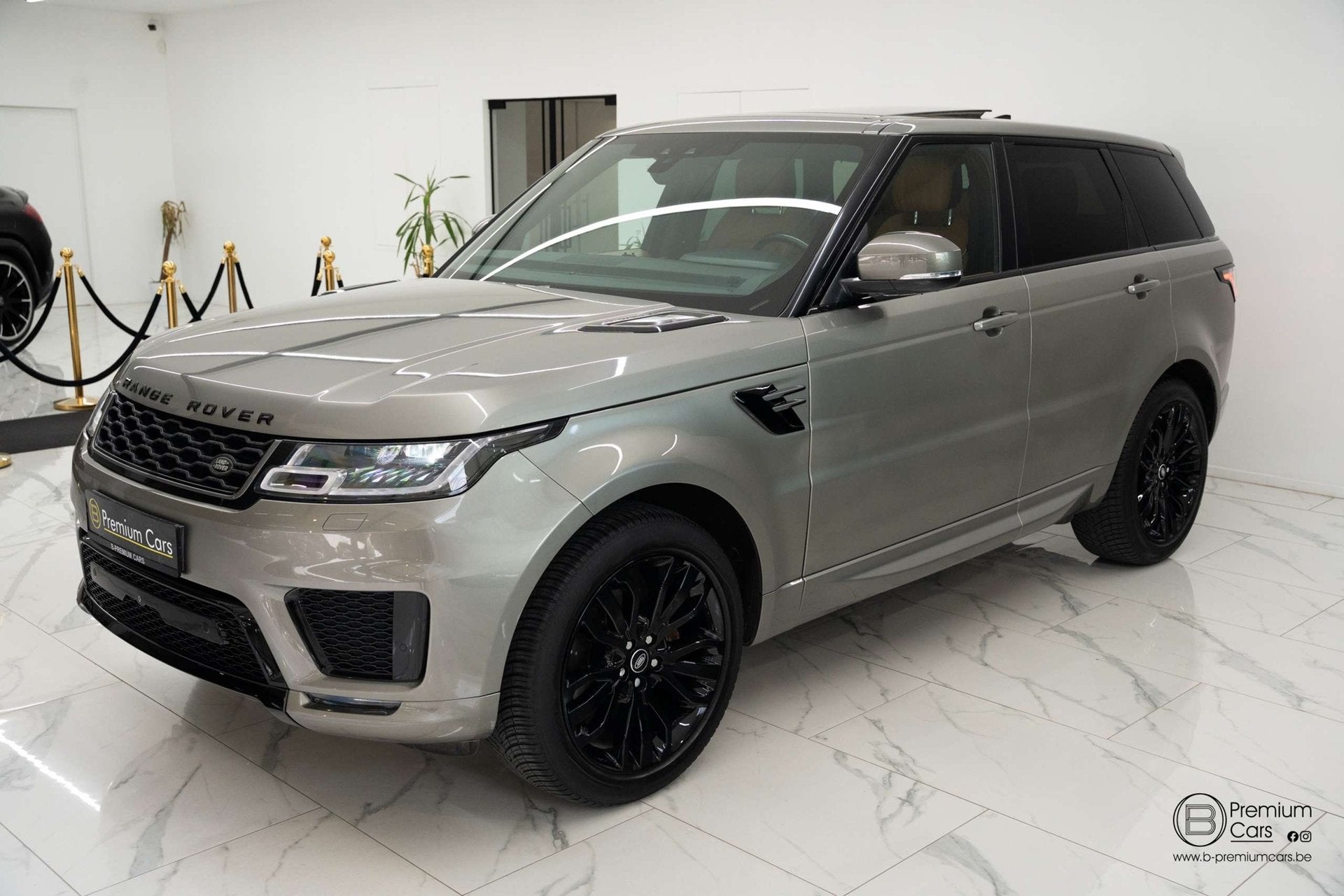 Land Rover Range Rover Sport HSE D250 Black pack! Full Optio, Auto's, Automaat, Dealer onderhouden, Gebruikt, Bedrijf