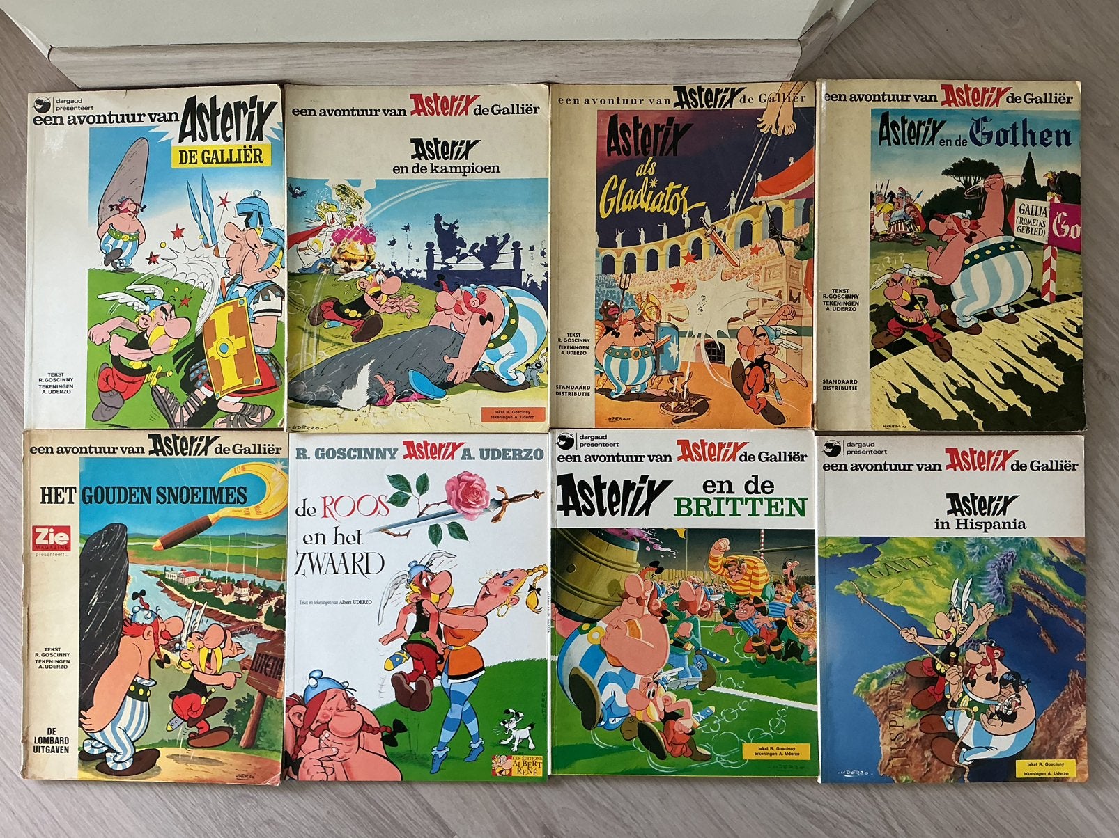 Strips Asterix, Ophalen, Zo goed als nieuw