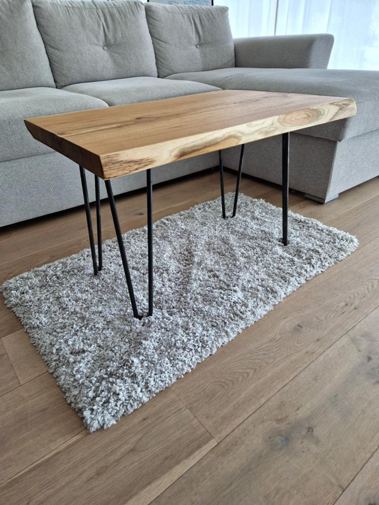 Handmade stylish oak coffee table with iron legs, Enlèvement