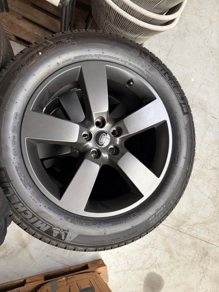 Bandenset Land Rover Defender + cover, Auto's, Particulier, Te koop, Defender