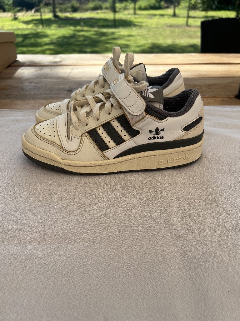 Adidas forum low, Adidas, Wit, Ophalen of Verzenden, Sneakers