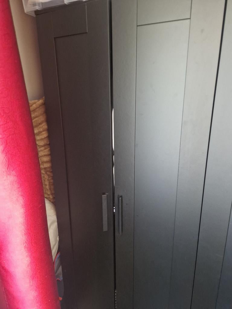 Garde robe 2 porte, Maison & Meubles, Armoires | Casiers, Enlèvement
