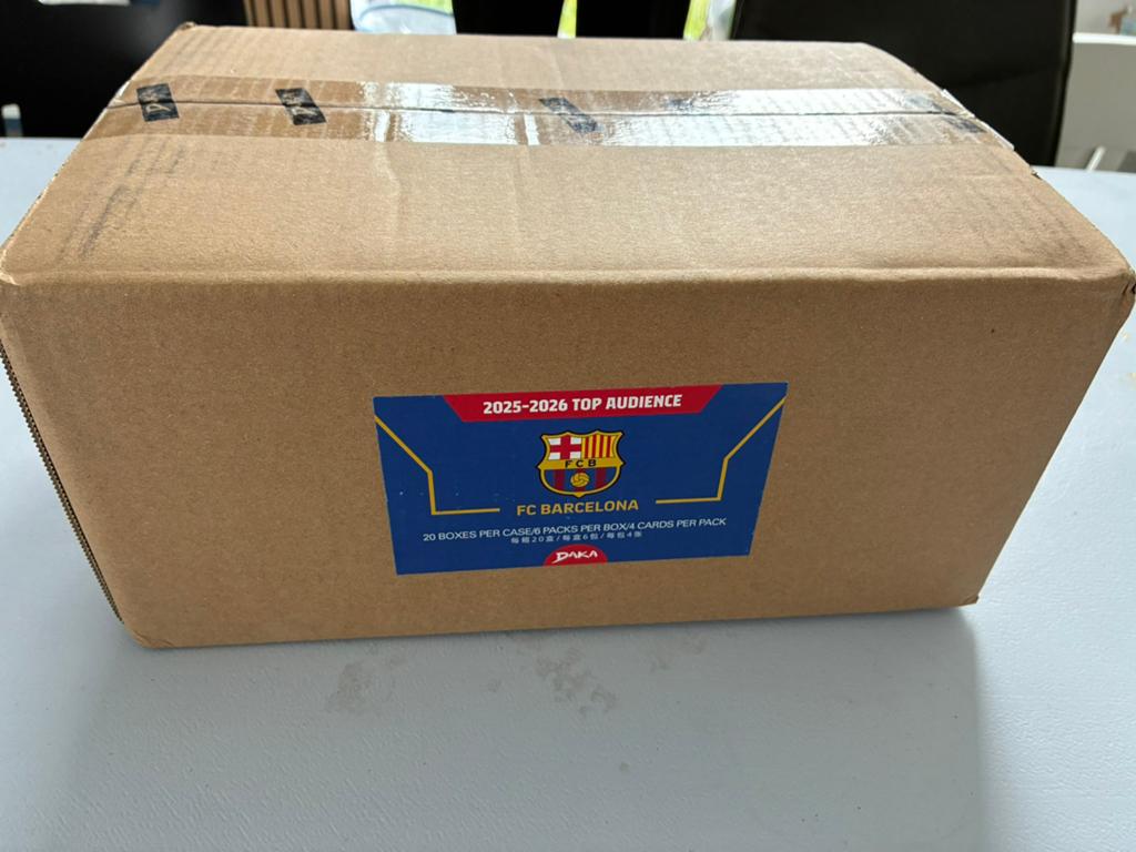 Voetbal  Case: DAKA FC Barcelona 2025-2026 Top Audience, Ophalen of Verzenden, Nieuw, Meerdere kaarten