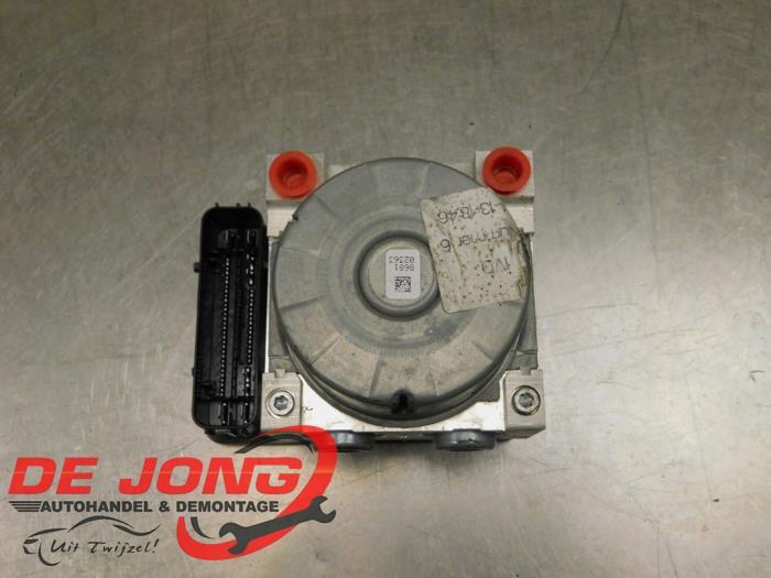 ABS Pomp van een Ford Focus, Gebruikt, -, -, Ophalen of Verzenden