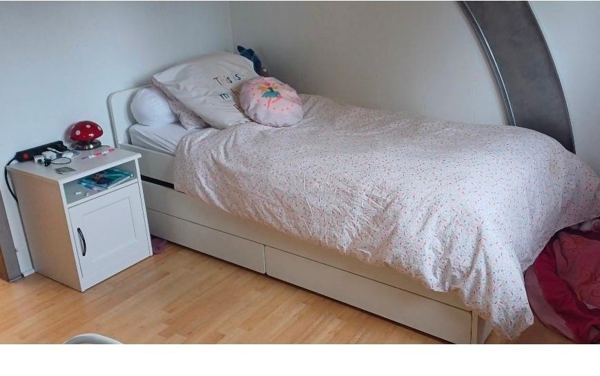 Bed ikea SLÄKT+lattenbodem+1 matras Agotnes +berging, Ophalen, Lattenbodem