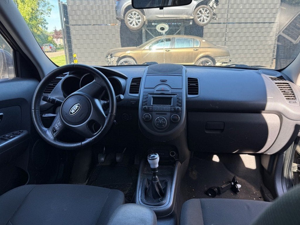 RADIO Kia Soul I (AM) (01-2009/12-2014) (|961642K000|), Info@kia.de, Theodor-Heuss-Allee 11
60486  Frankfurt am Main, DE, Kia Deutschland GmbH