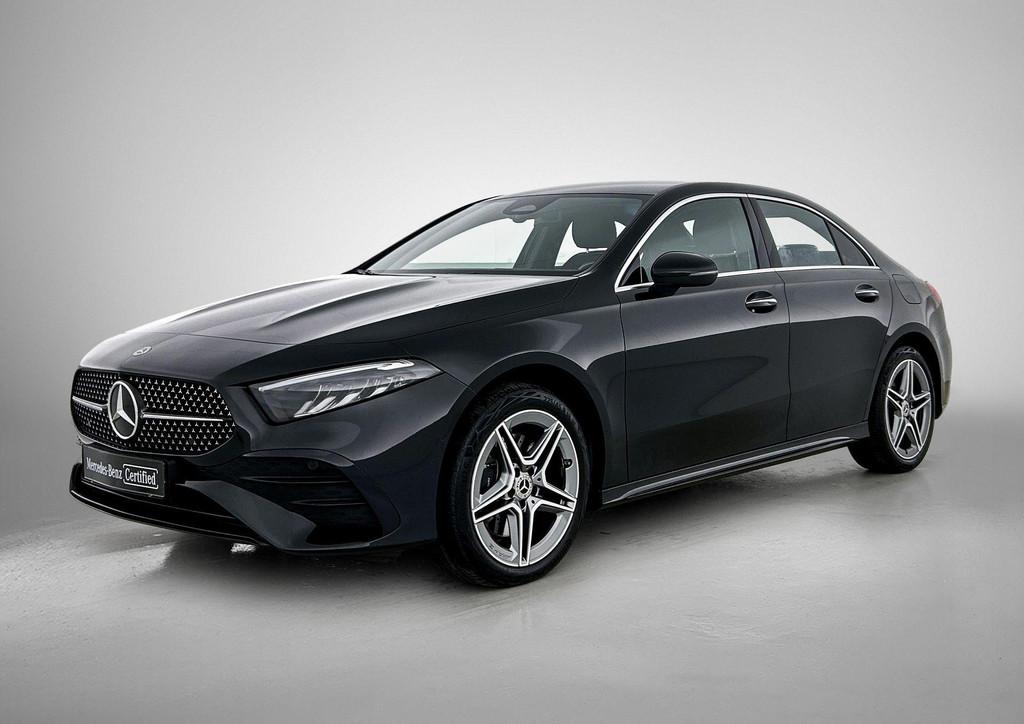 Mercedes-Benz A-klasse 250 e Berline AMG Line | Sfeerverlich, Autos, 4 portes, Hybride rechargeable, 120 kW, Automatique