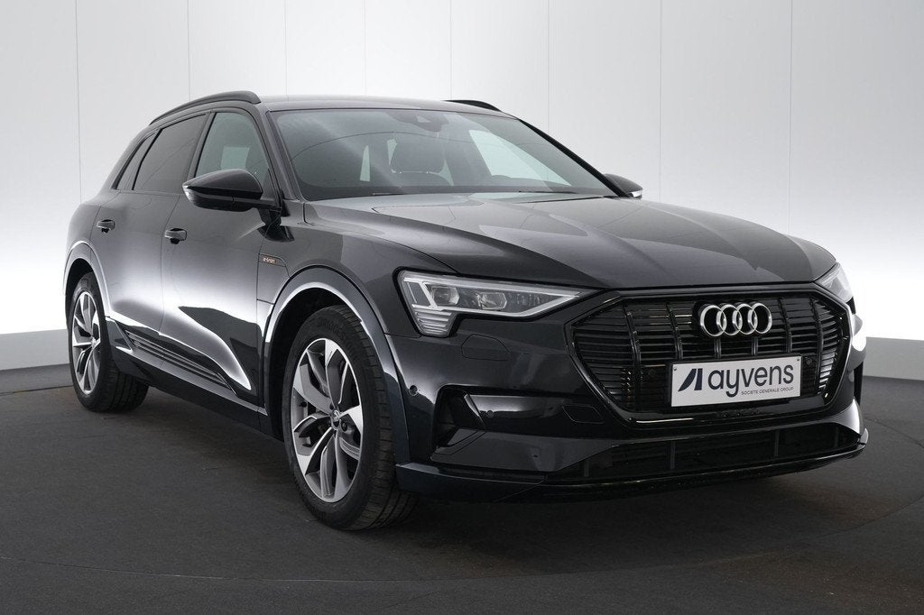(2BVU308) AUDI E-TRON, 86 kWh, Achat, Entreprise, Carnet d'entretien
